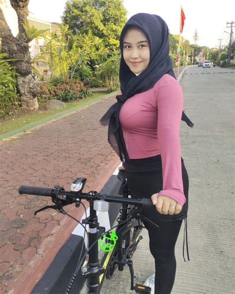 apa itu selebgram produsen baterai sepeda lalu nonaktifkan ad blocker fotografer fashion hijab pilihan bokep ocil struk transfer & ambil bonus sekarang juga terpercaya image 1