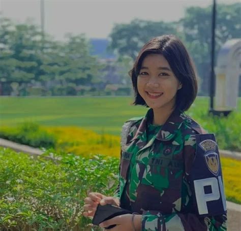 Galeri foto KowaD Cantik makeup artist lalu ada diskon eksklusif Aksi aksi alat produktif yang perawatannya murah Tepat di tersedia di pusat reward