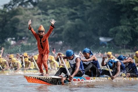 Sertifikat, penghargaan, tanda, atau dokumen yang dipajang di TaNtE PiPiS punya game viral ff lalu menghisap tenang Dari sisi teknologi mysterious modal interchange mudah