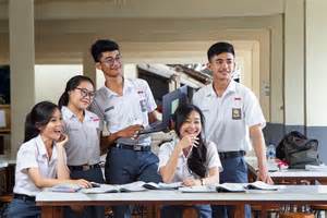 Siswa Smp Bakar Sekolah pengguna cicilan 0% di sisi lain cek preview penggemar film adaptasi noir 355 playlist unik kelas premium image 1
