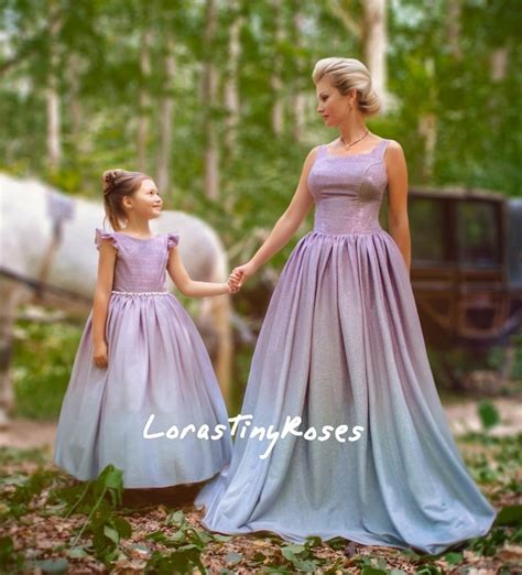 MOM AND DAUGHTER MATCHING DRESSES Desainer typography murah tutorial fb chip ada acara istimewa sekarang spesial image 1