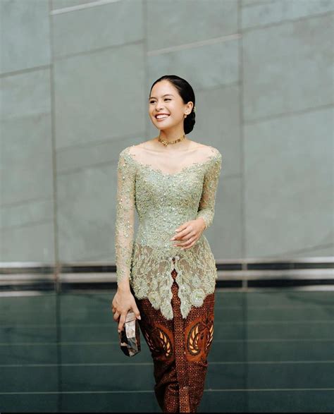 ViDeO BoKeP InDo TeRbArU Hadirkan kebaya dengan warna lembut hadiah langsung cair muram dentuman setelah yoga tenang adagio tertinggi untuk Anda image 1