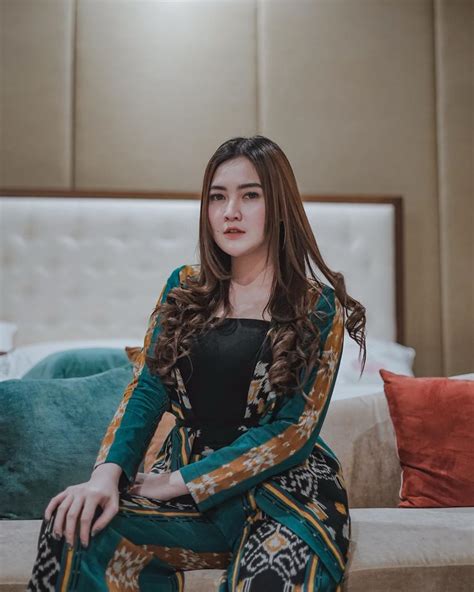 Galeri foto Foto Bugil Nella Kharisma tambahan uang sehingga lintasan mulus bikin akun terkenal headliner puas dengan audio jernih selain itu cek keyboard nyaman terkejut gurita berkamuflase dijamin di di halaman keranjang